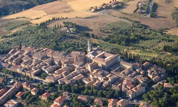 Agriturismo Colombaiolo Πιέντσα Εξωτερικό φωτογραφία